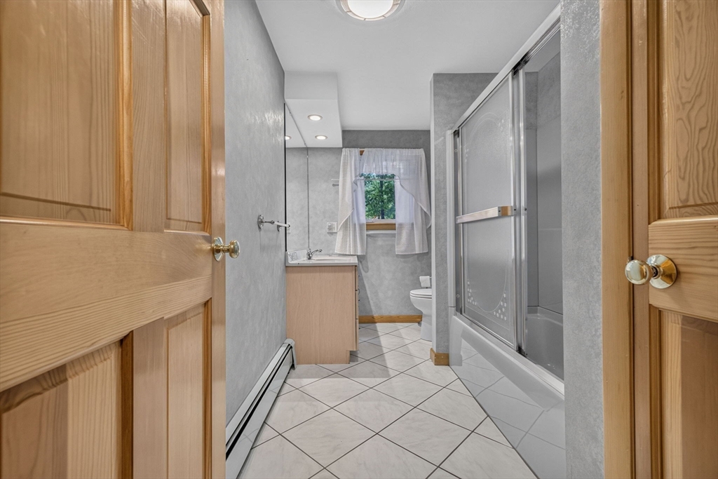 168 Groton Road Westford, MA 01886 - Photo 14 of 42