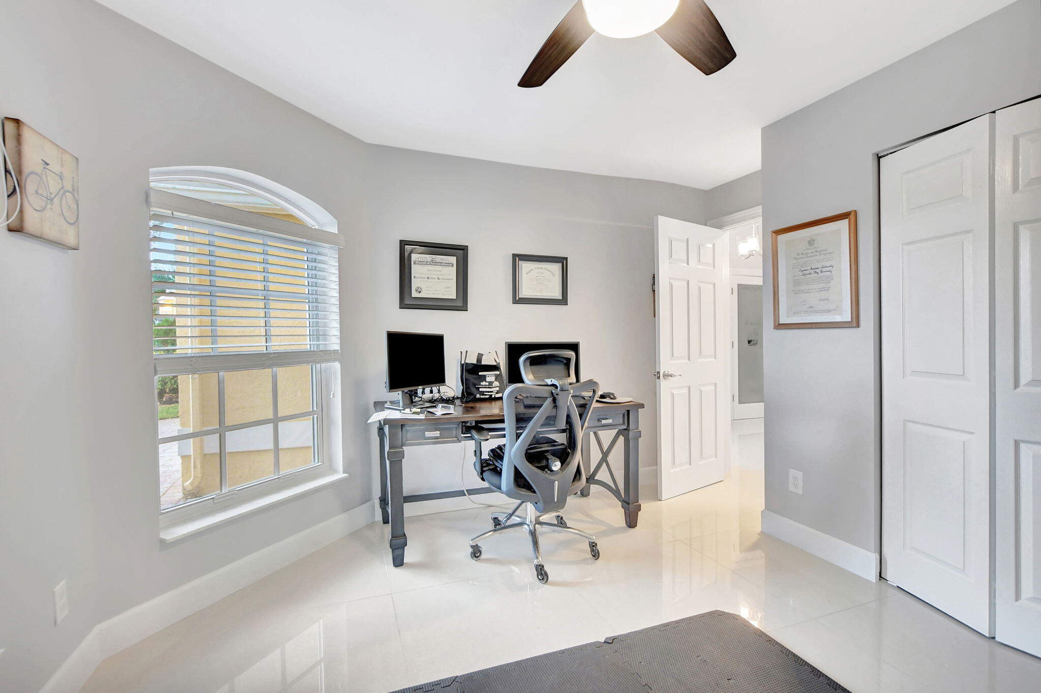 22687 Royal Crown Terrace East Boca Raton, FL 33433 - Photo 14 of 38 14-web-or-mls-DSC_2456