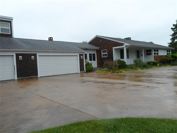 48 Harbor Road Swansea, MA 02777 - Photo 6 of 7 Gallery Image 6