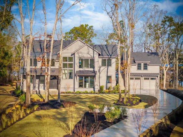 $3,225,000 | 3917 Delinger Dr Mount, Mount Pleasant, SC 29466
