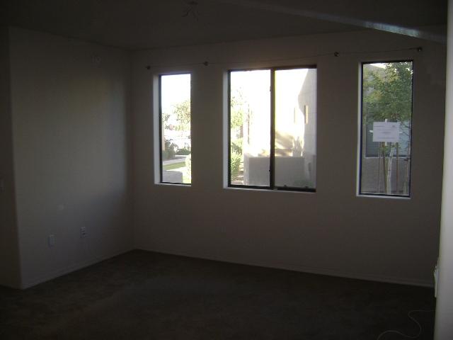 3330 South Gilbert Road, Unit 1006 Chandler, AZ 85286 - Photo 8 of 15 FAMILROOM, GLG 05
