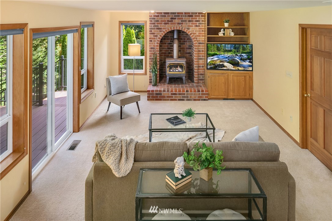 10904 Northeast 197th Street Bothell, WA 98011 - Photo 11 of 32 Gallery Image 11