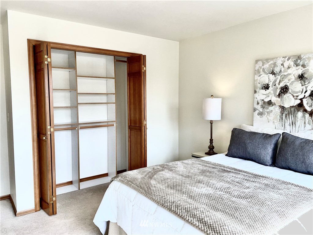 10904 Northeast 197th Street Bothell, WA 98011 - Photo 19 of 32 Gallery Image 19