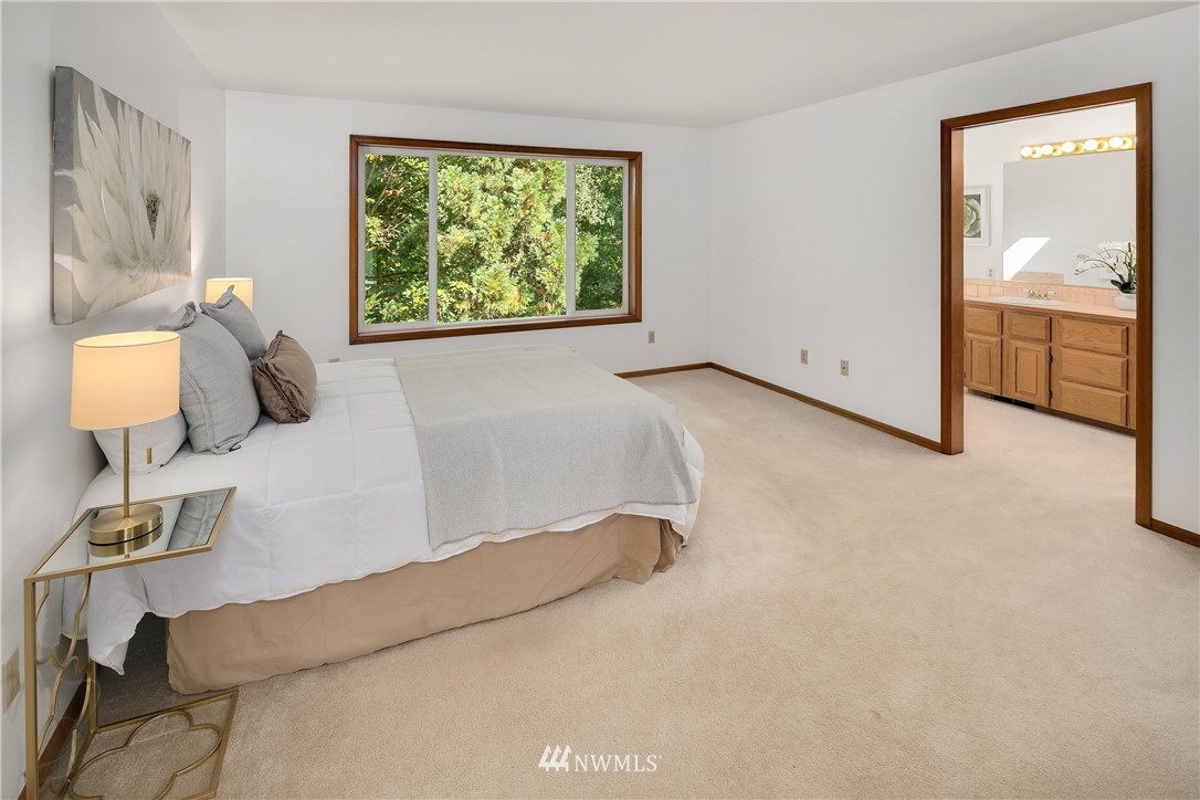 10904 Northeast 197th Street Bothell, WA 98011 - Photo 21 of 32 Gallery Image 21
