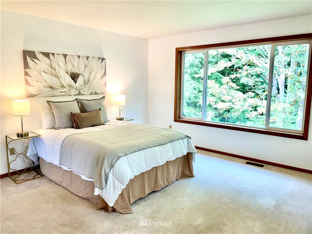 10904 Northeast 197th Street Bothell, WA 98011 - Photo 22 of 32 Gallery Image 22