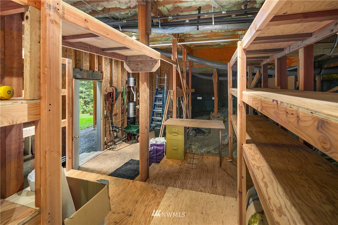10904 Northeast 197th Street Bothell, WA 98011 - Photo 28 of 32 Gallery Image 28
