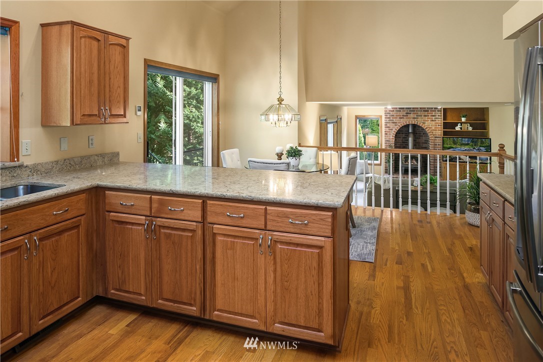 10904 Northeast 197th Street Bothell, WA 98011 - Photo 6 of 32 Gallery Image 6