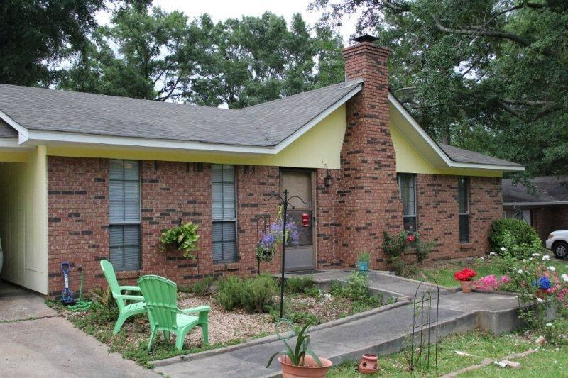 110 Middle Ridge Drive Florence, MS 39073 - Photo 2 of 30 Photo 2