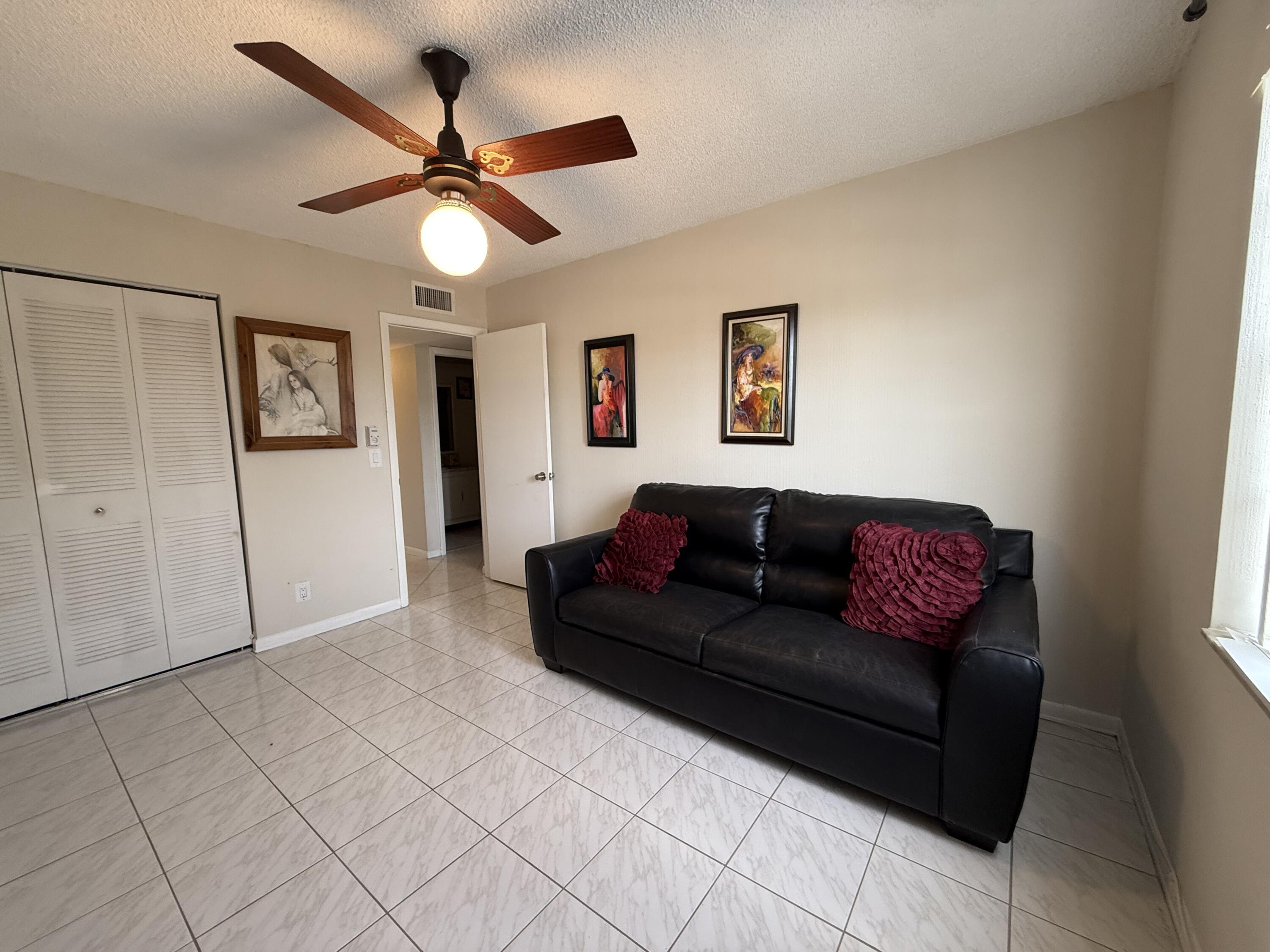 470 Capri G Delray Beach, FL 33484 - Photo 18 of 28 IMG_5560