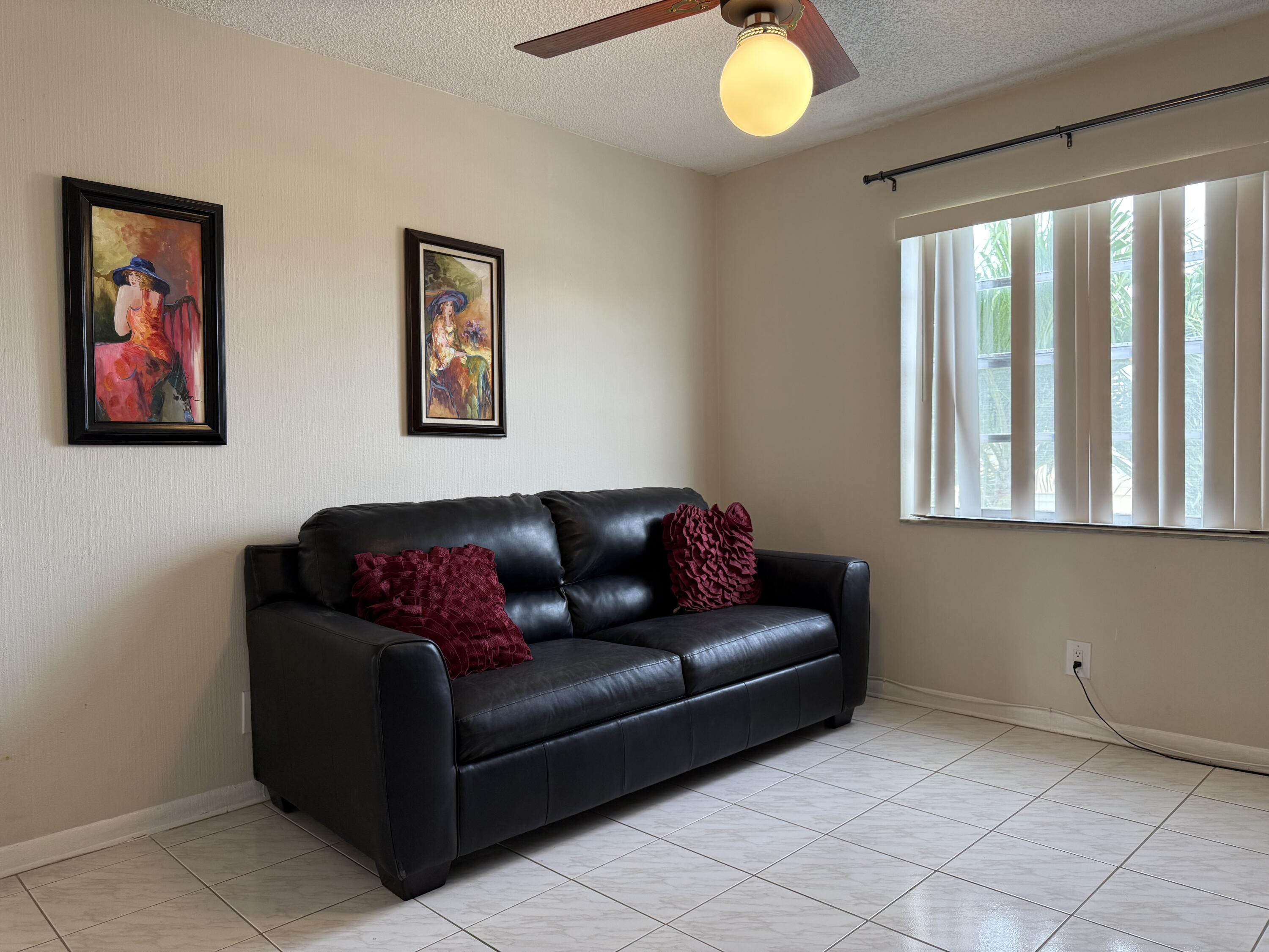 470 Capri G Delray Beach, FL 33484 - Photo 19 of 28 IMG_5552