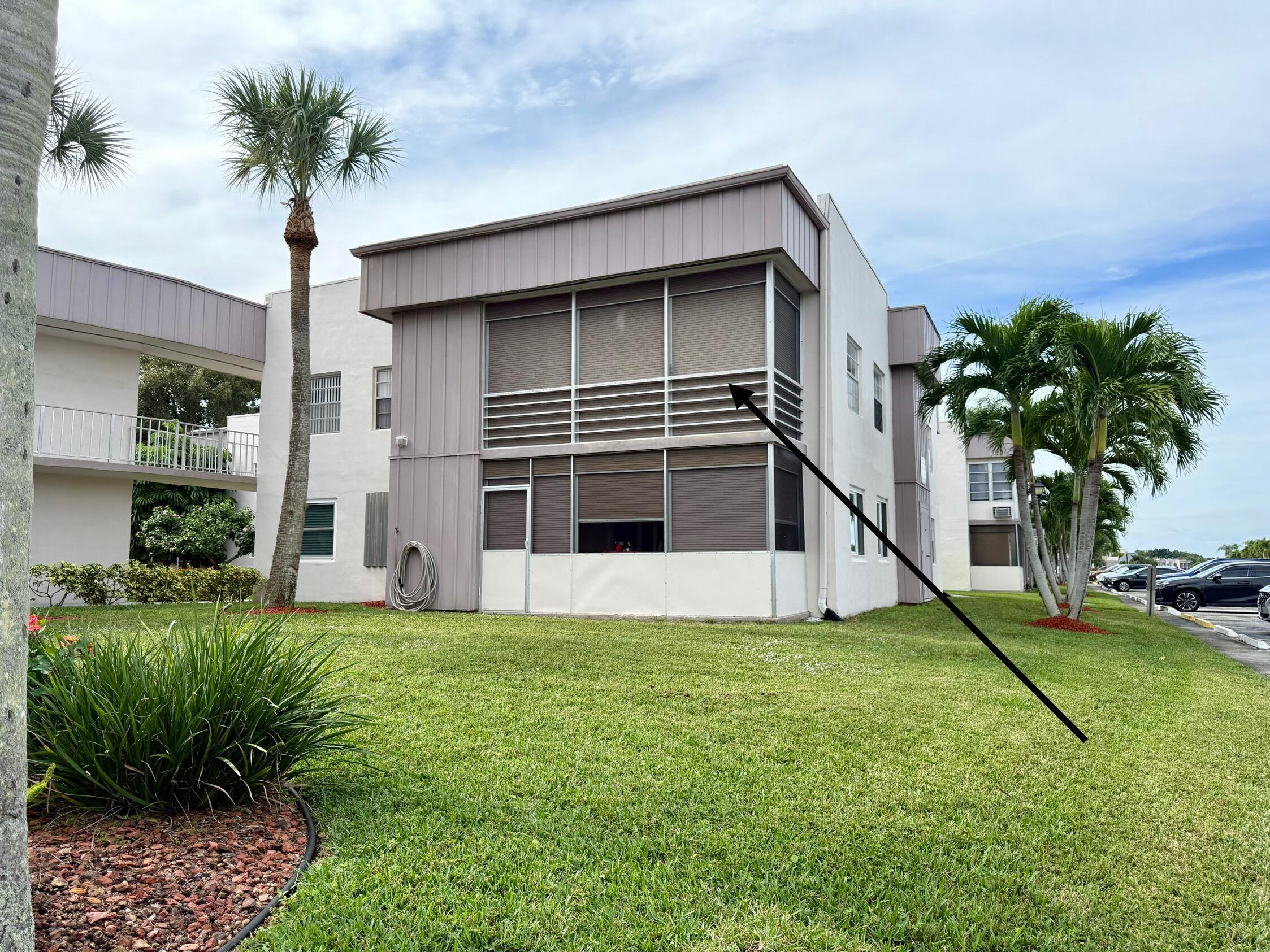 470 Capri G Delray Beach, FL 33484 - Photo 26 of 28 IMG_5571 (1)