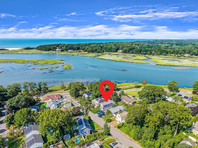 $999,999 | 119 Whittier Drive, Kings Park, NY 11754