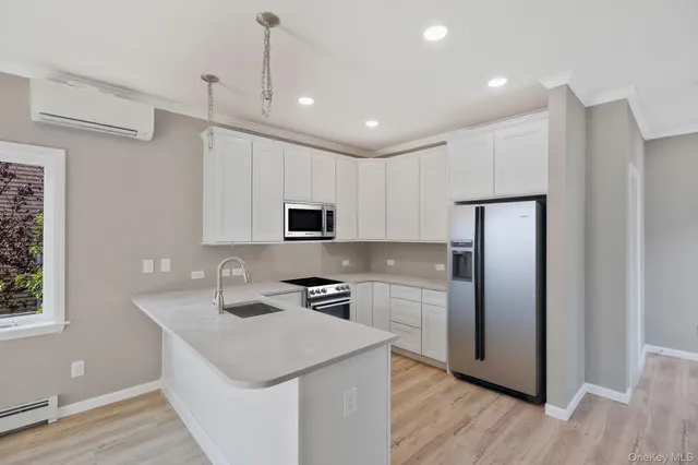 $999,999 | 119 Whittier Drive, Kings Park, NY 11754