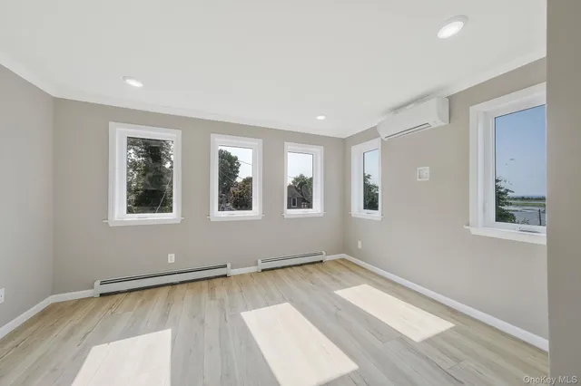 $999,999 | 119 Whittier Drive, Kings Park, NY 11754