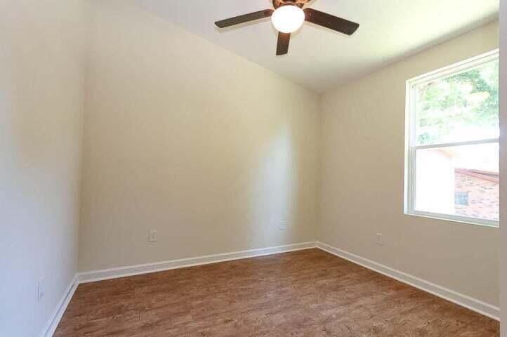 514 Bank Street Mount Pleasant, SC 29464 - Photo 6 of 9 20231103193414102350000000-o