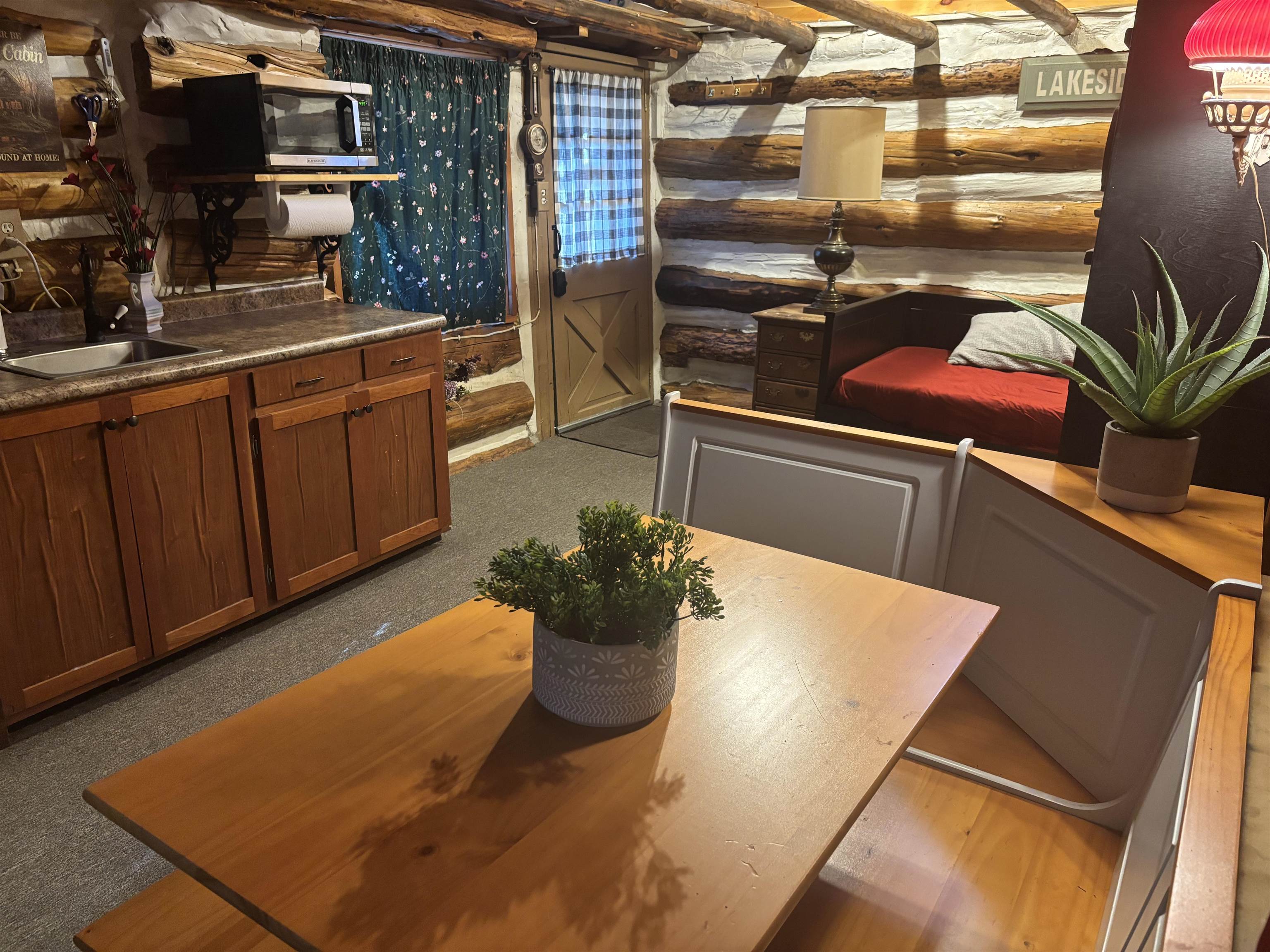 8062 Sand Bay Road Sturgeon Bay, WI 54235 - Photo 3 of 9