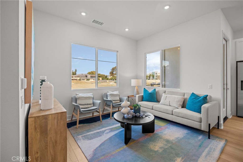 7231 Alchemy Circle Huntington Beach, CA 92647 - Photo 5 of 24 Actual home, staging not included*