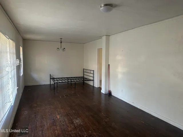 $40,000 | 1867 Shamrock Drive, Jackson, MS 39204