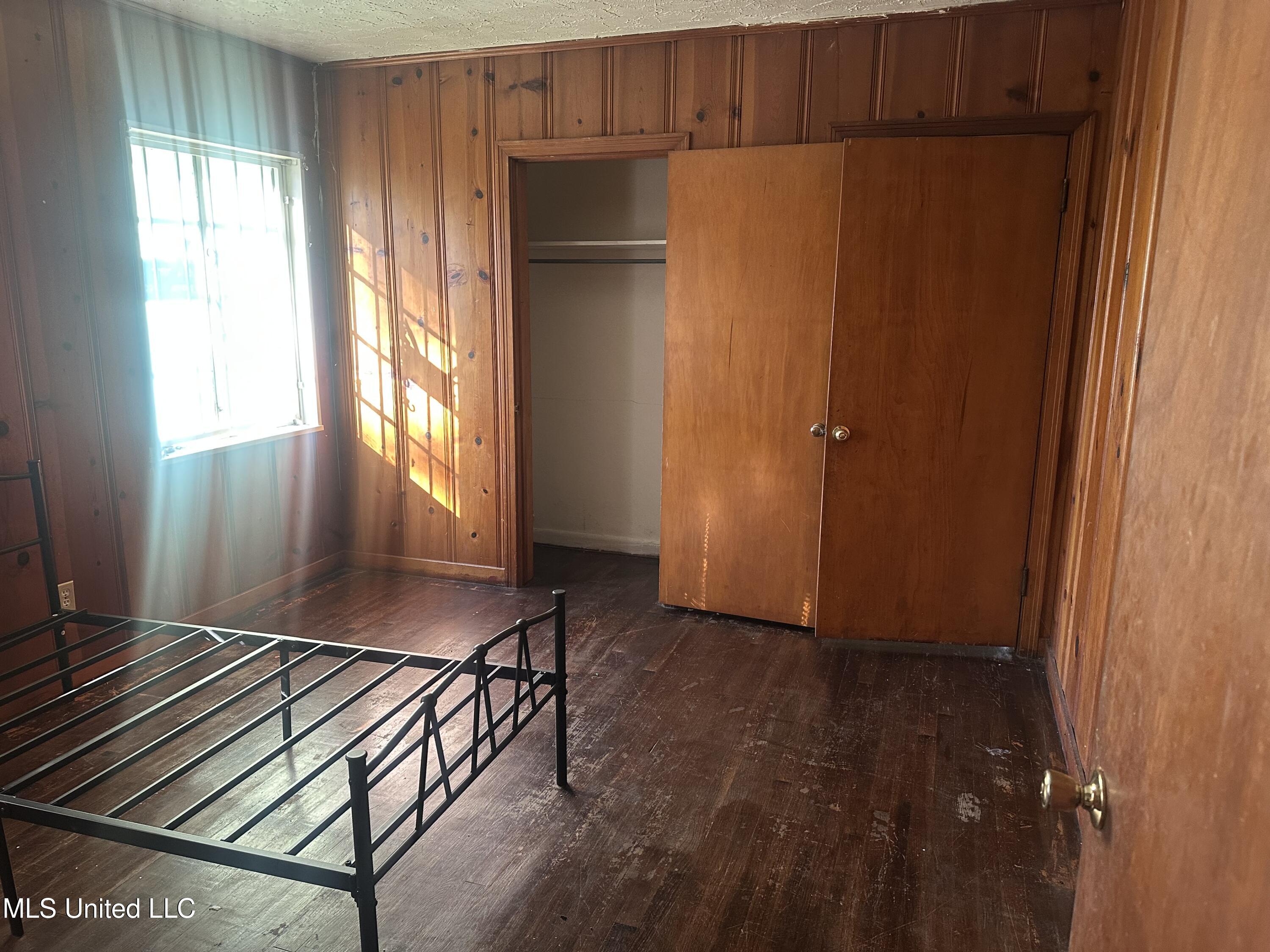 1867 Shamrock Drive Jackson, MS 39204 - Photo 8 of 12 IMG_0165