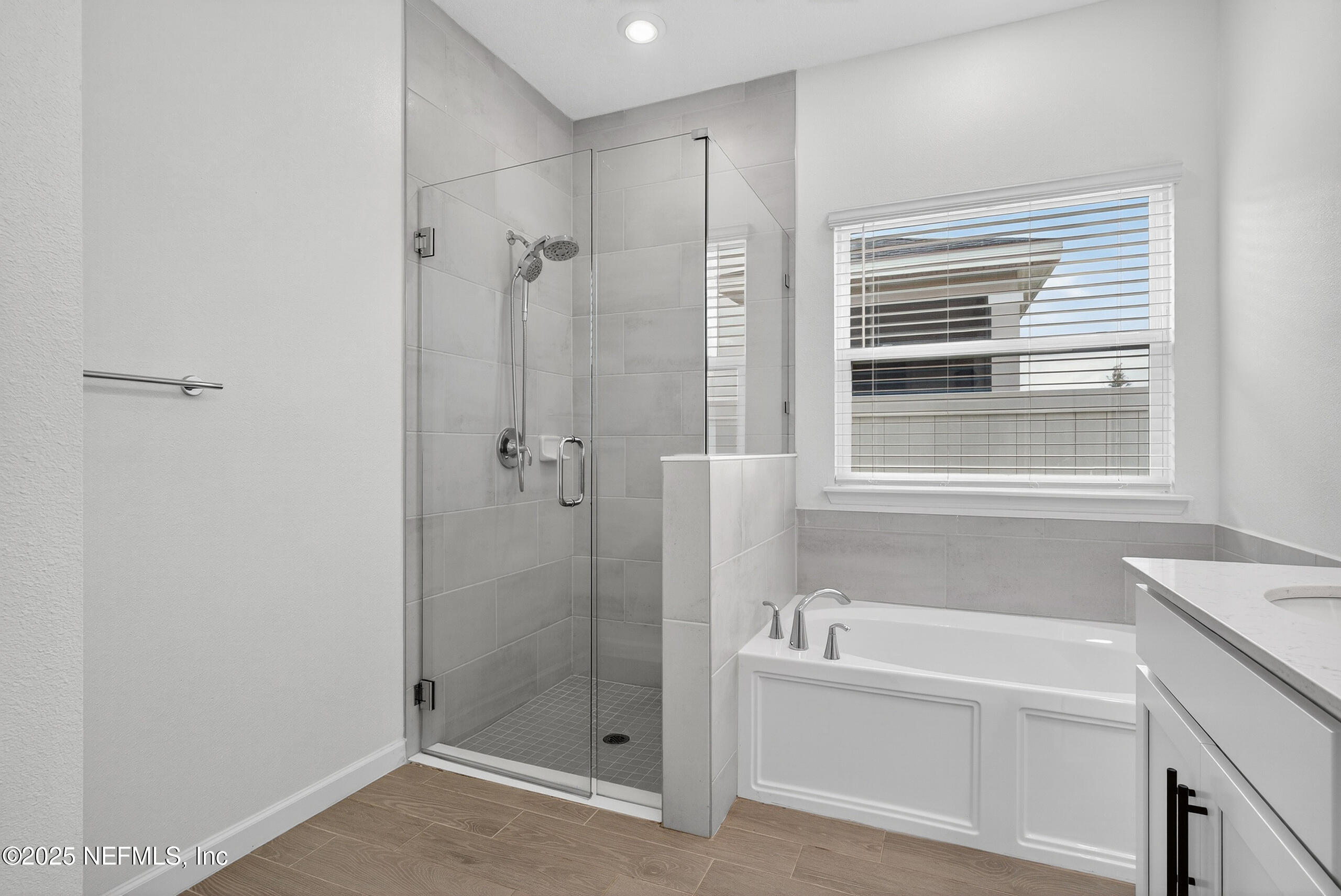 2618 Seasons Rd Green Cove Springs Green Cove Springs, FL 32043 - Photo 19 of 32 18-Primary Bathroom Angle 2