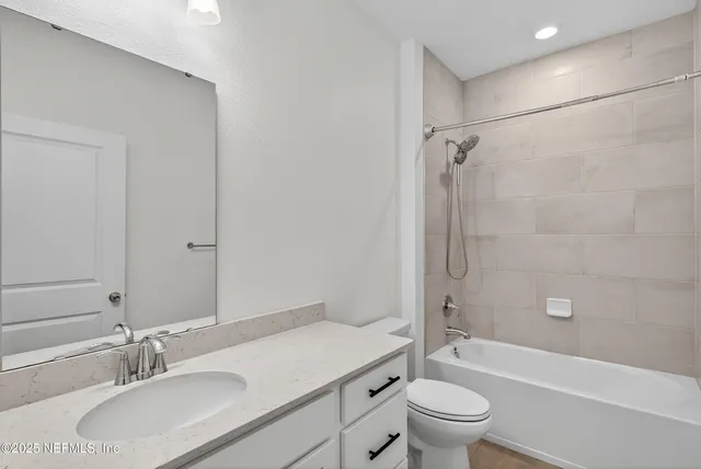 $2,200 | 2618 Seasons Rd Green Cove Springs, Green Cove Springs, FL 32043