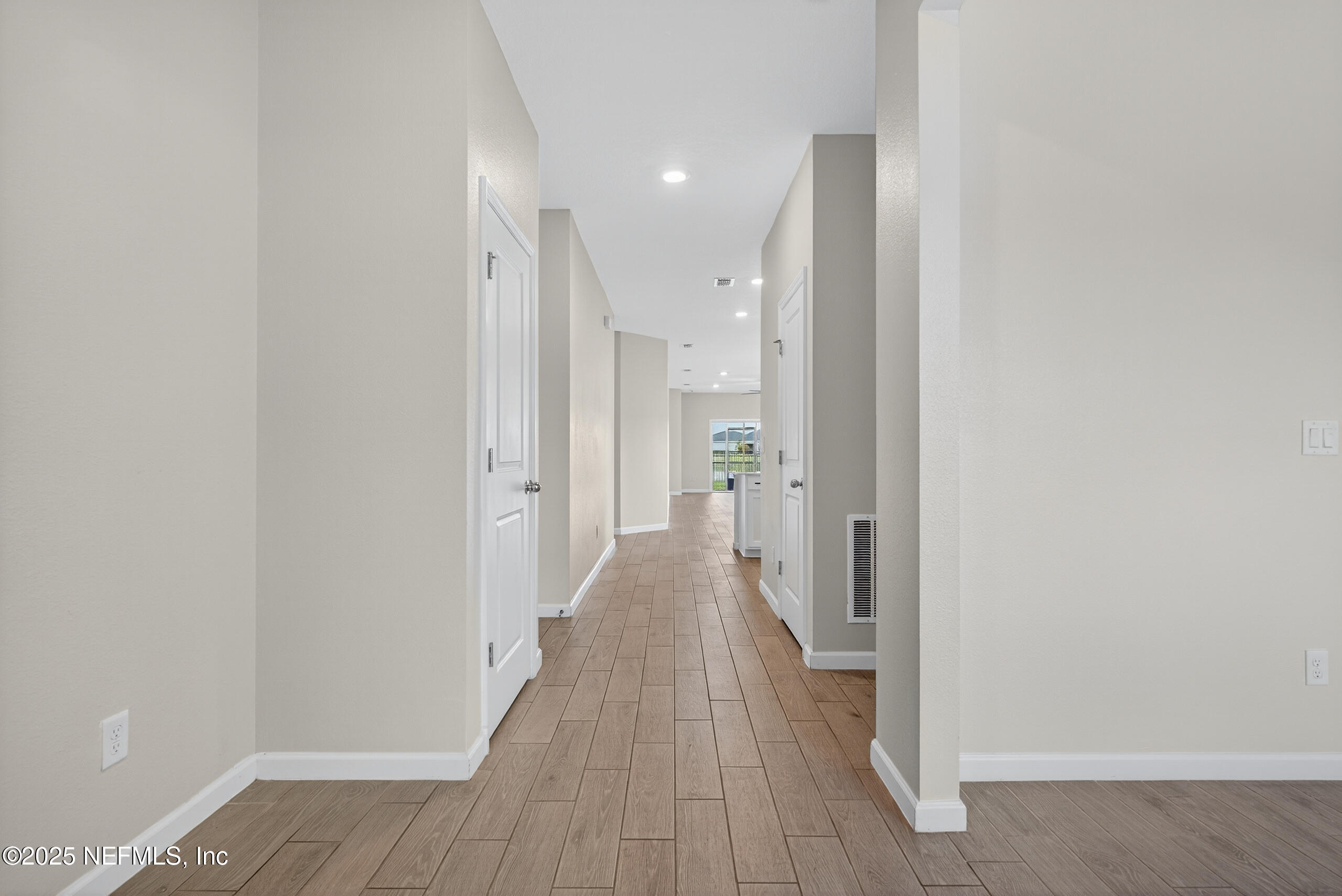 2618 Seasons Rd Green Cove Springs Green Cove Springs, FL 32043 - Photo 6 of 32 05-Interior Entrance