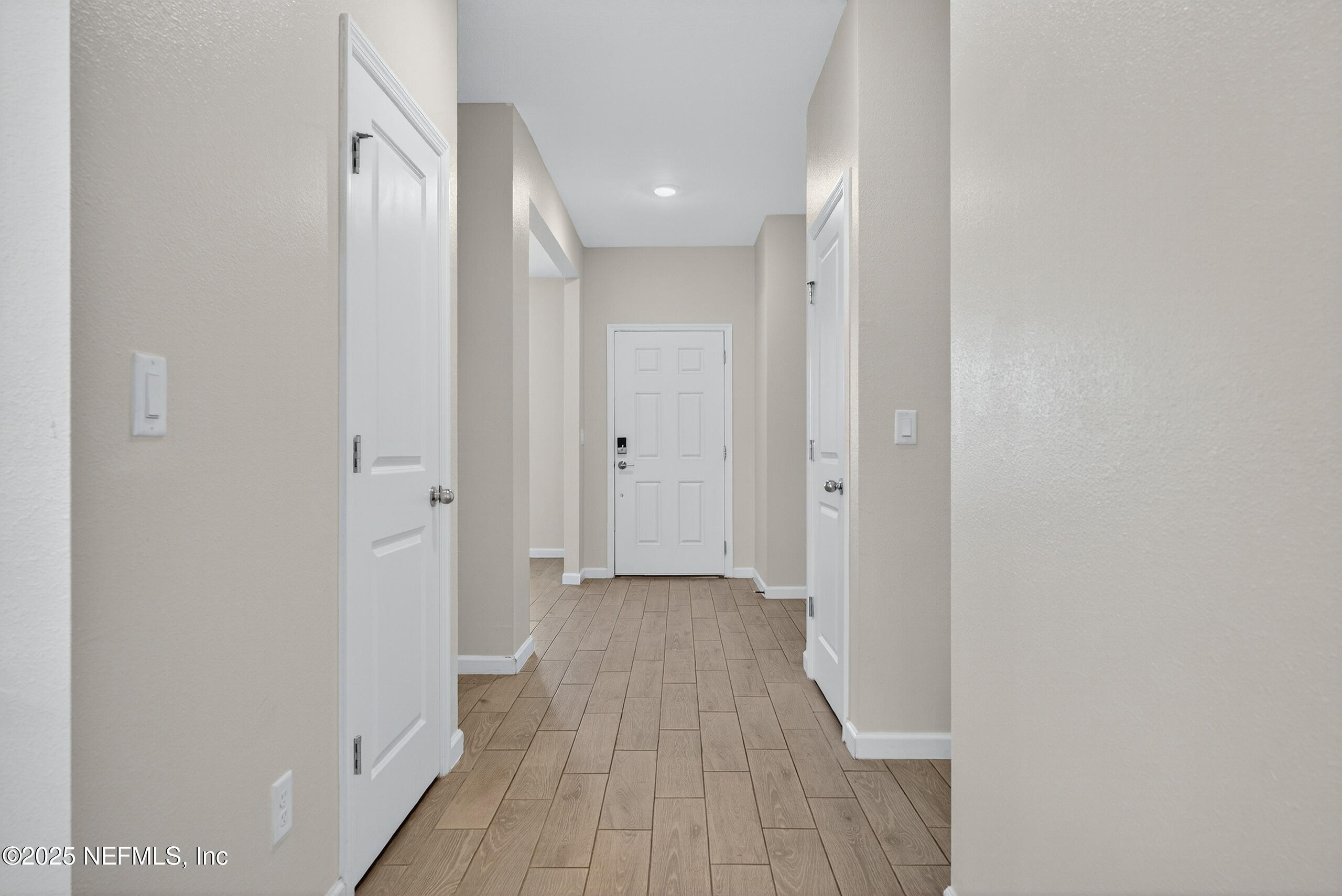 2618 Seasons Rd Green Cove Springs Green Cove Springs, FL 32043 - Photo 8 of 32 07-Entrance Door from Interior