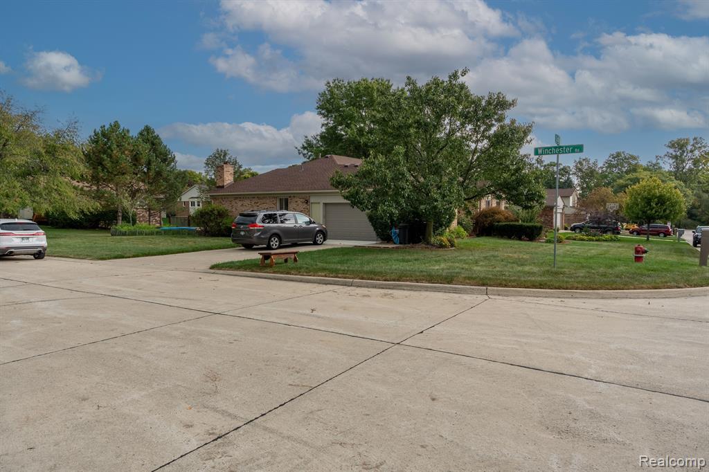 286 Union Drive Rochester Hills, MI 48307 - Photo 34 of 35