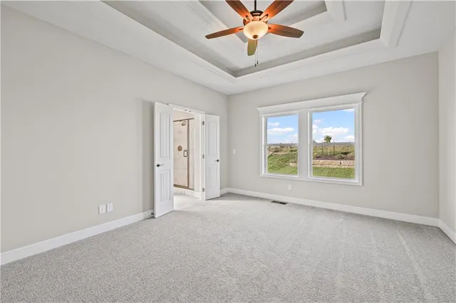 $587,840 | 10216 North Winchester Avenue, Kansas City, MO 64156