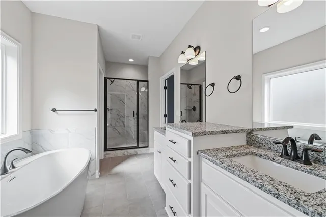 $587,840 | 10216 North Winchester Avenue, Kansas City, MO 64156