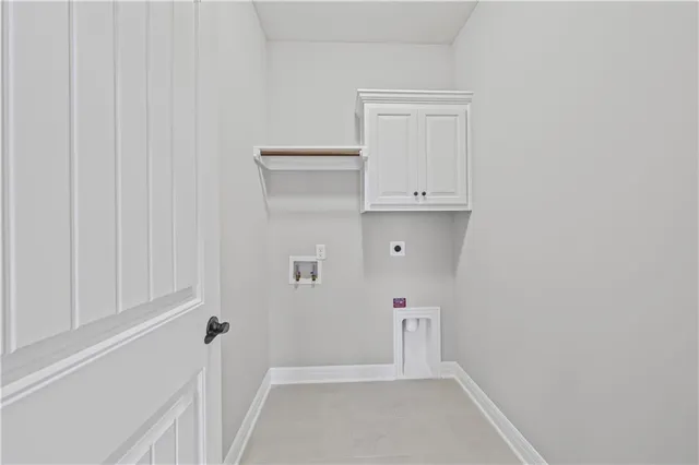 $587,840 | 10216 North Winchester Avenue, Kansas City, MO 64156