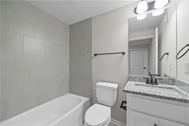 $587,840 | 10216 North Winchester Avenue, Kansas City, MO 64156