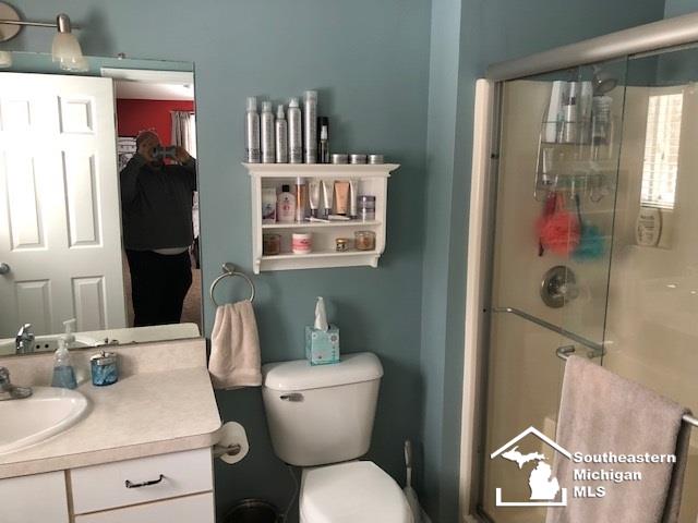 10290 Center Road Fenton, MI 48430 - Photo 14 of 16