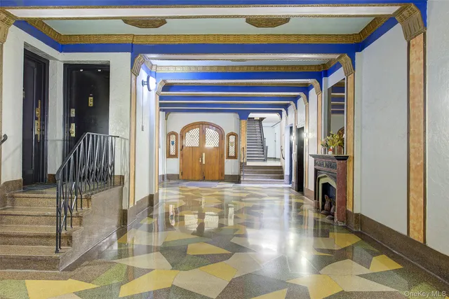 a view of a entryway door of the house