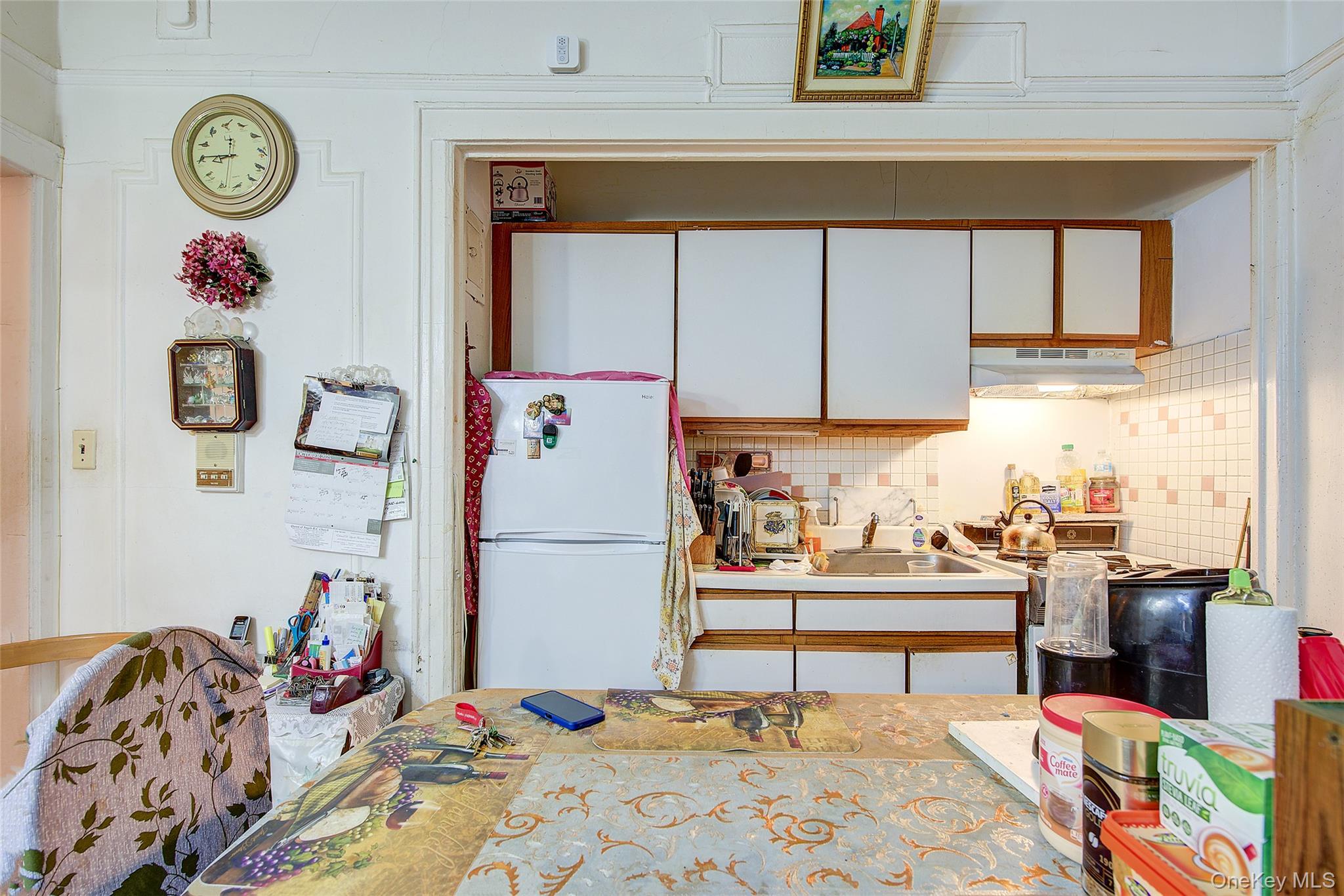 41-41 41st Street, Unit 1G Queens, NY 11104 - Photo 6 of 29 a bedroom with furniture and a bed