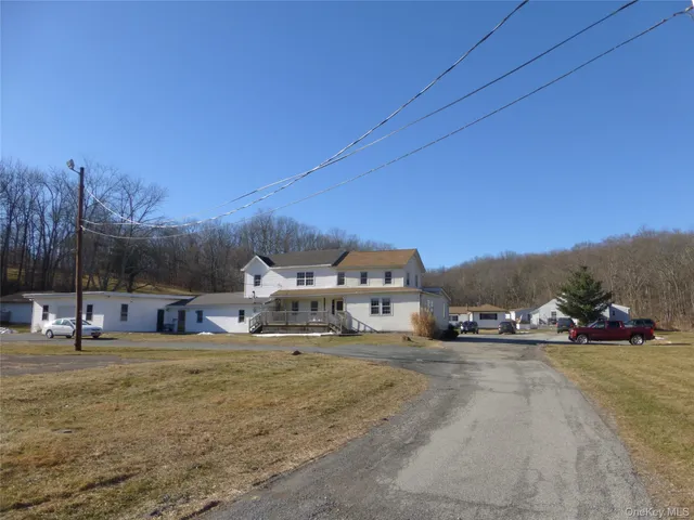 $1,275 | 19 Quartz Lane, Unit 4, Port Jervis, NY 12771