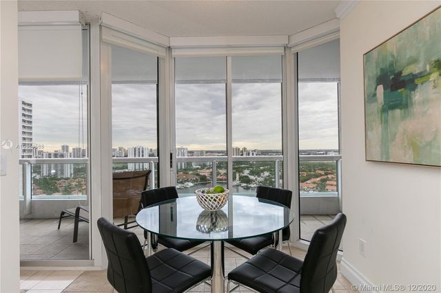 $380,000 | 21205 Yacht Club Drive, Unit 2407, Aventura, FL 33180