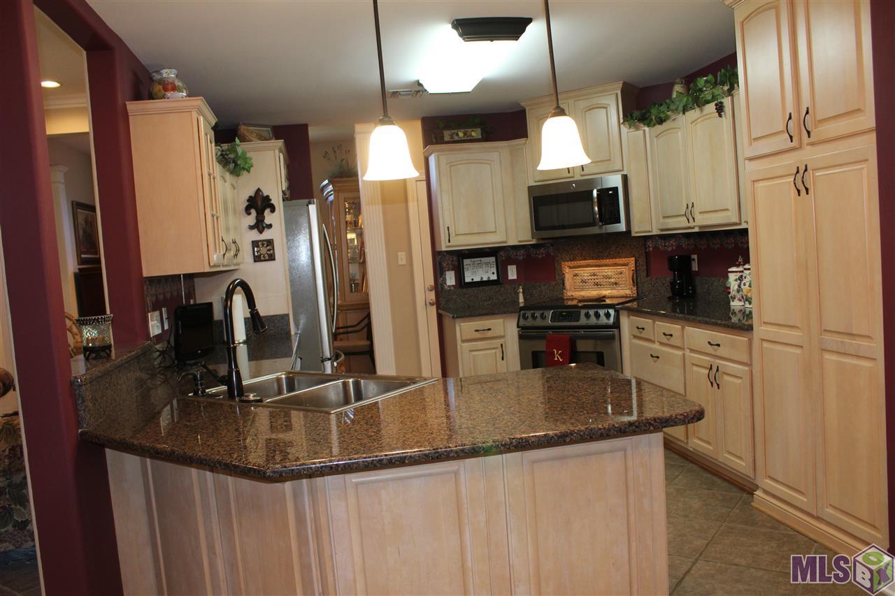 324 Aspen Drive Raceland, LA 70394 - Photo 3 of 14 Gallery Image 3