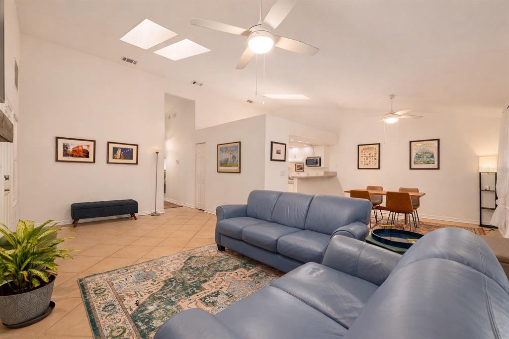 3953 Northwest 7th Place Gainesville, FL 32607 - Photo 3 of 16