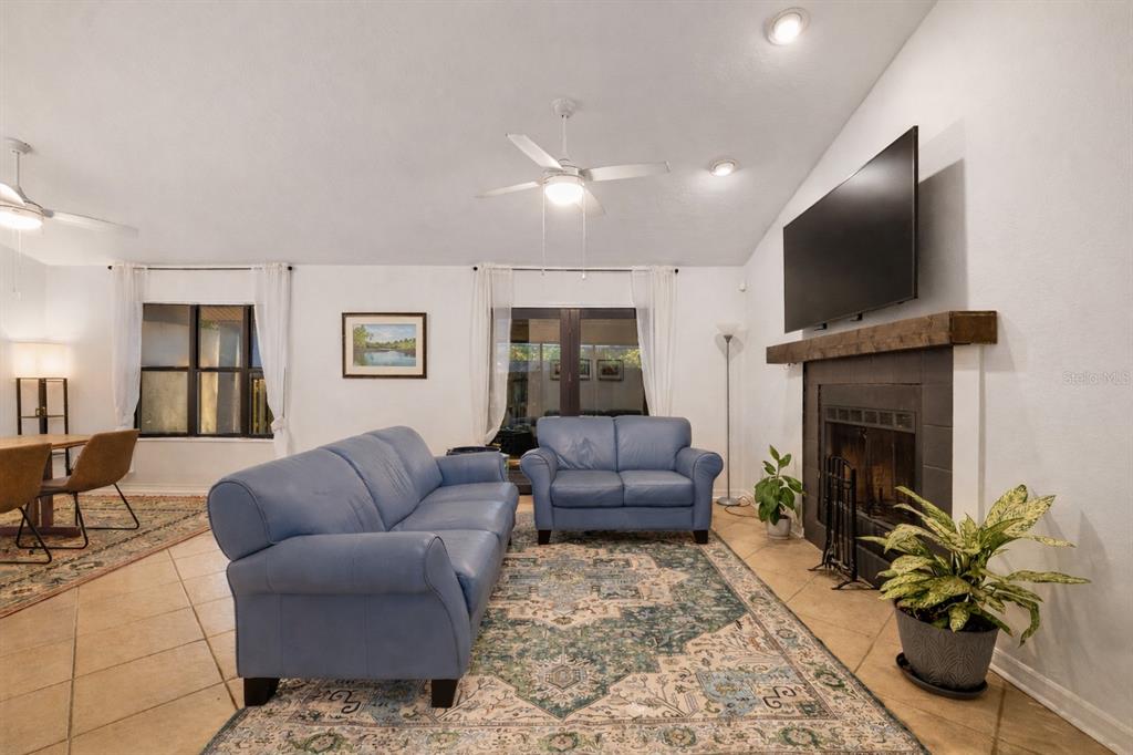 3953 Northwest 7th Place Gainesville, FL 32607 - Photo 4 of 16