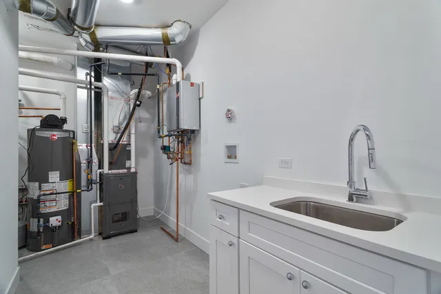 $1,399,000 | 1719 West Foster Avenue, Chicago, IL 60640