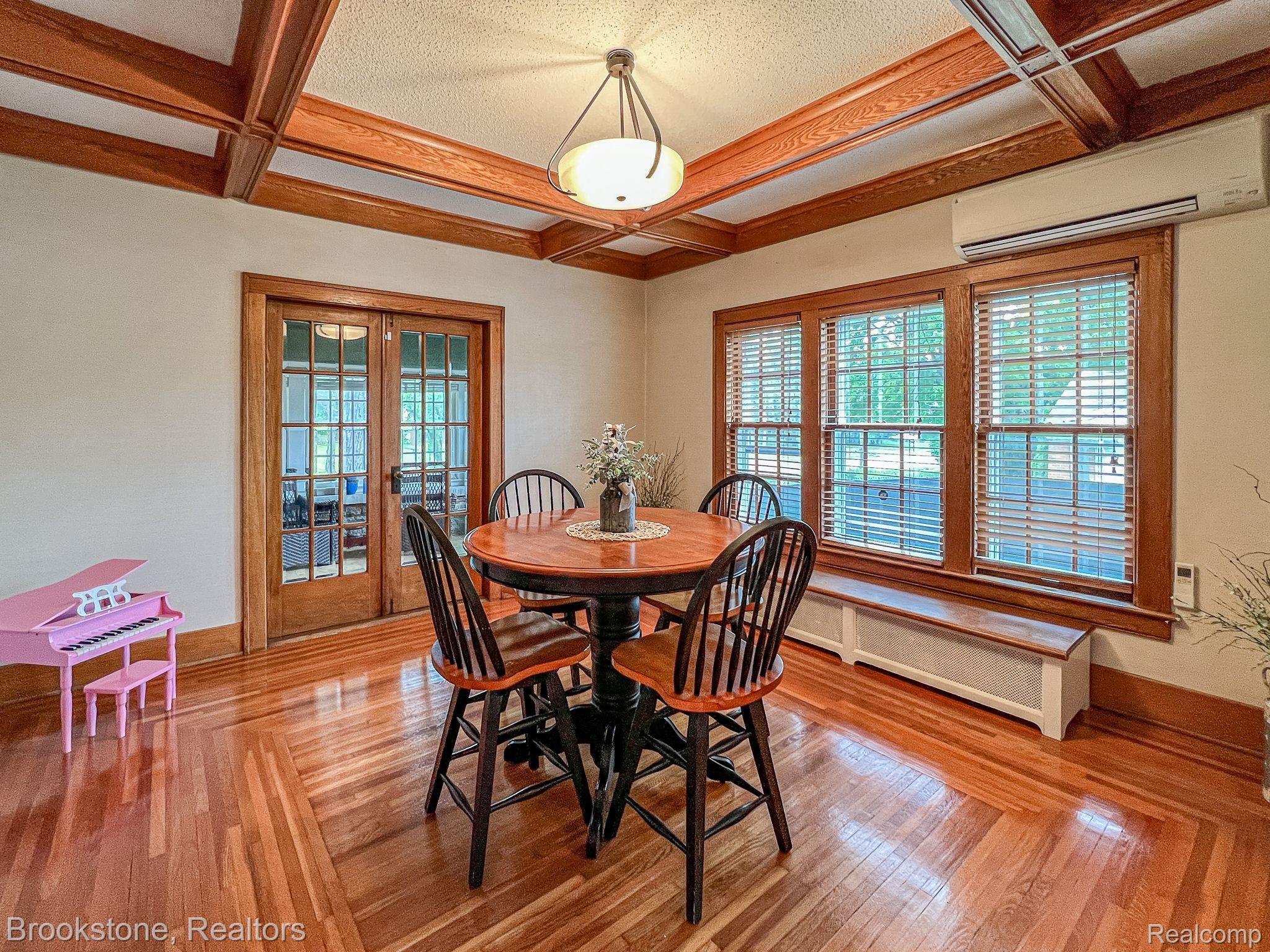 2023 Miller Road Flint, MI 48503 - Photo 19 of 40 Gallery Image 19