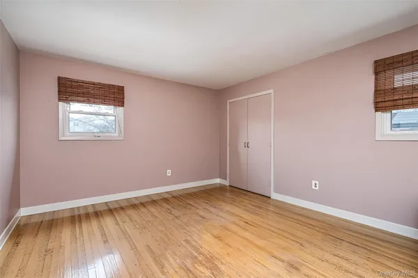 $749,000 | 727 Outlook Avenue, West Babylon, NY 11704