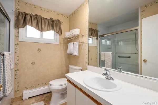 $749,000 | 727 Outlook Avenue, West Babylon, NY 11704
