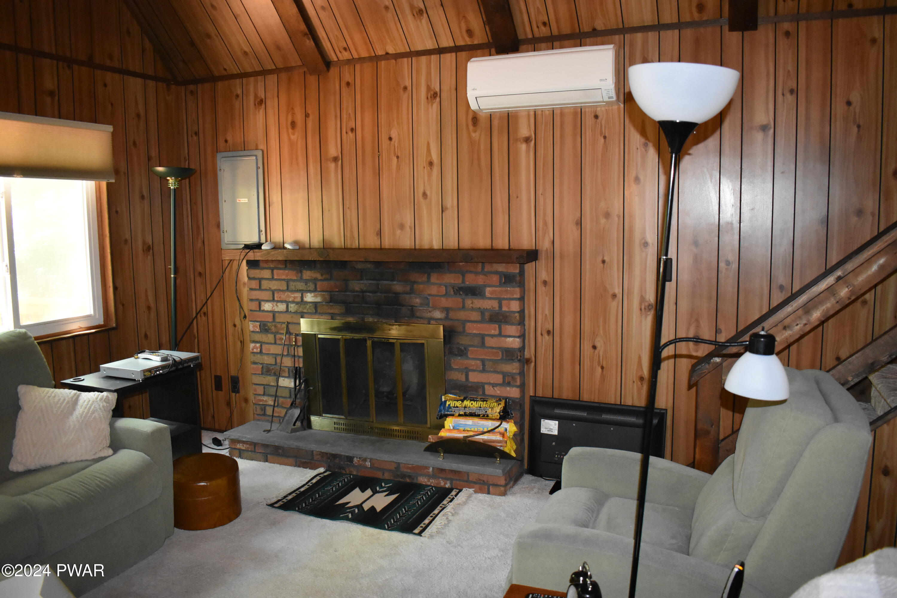 224 Maple Ridge Drive Hawley, PA 18428 - Photo 4 of 13 049