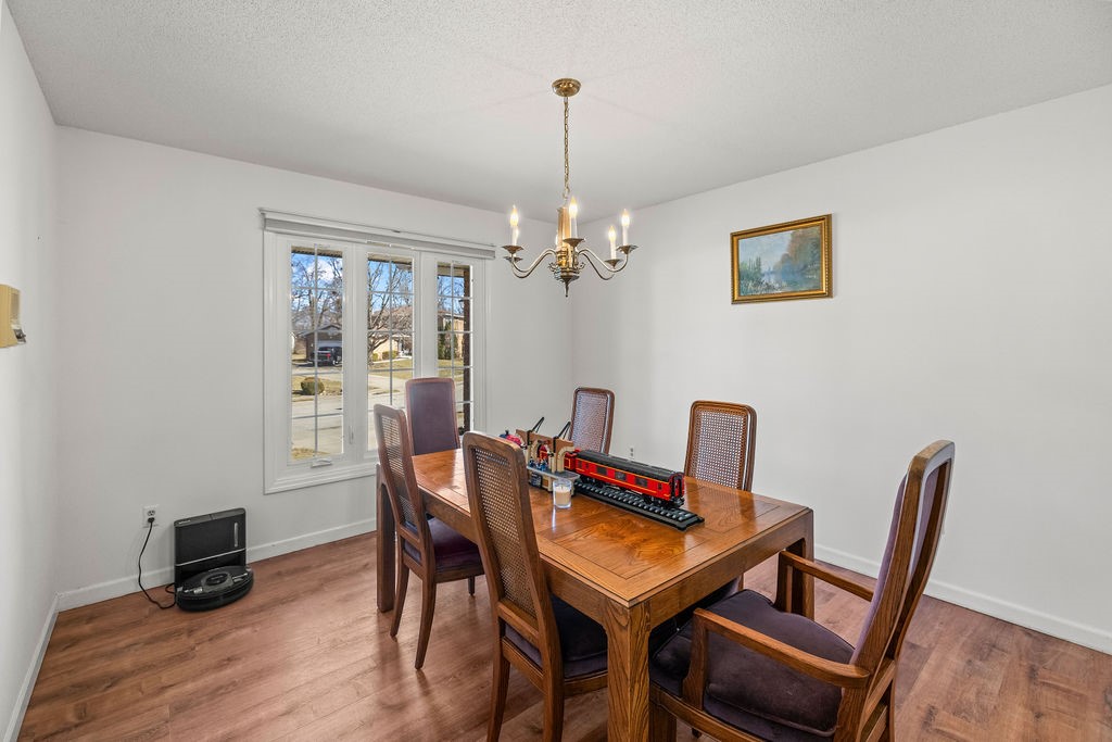 757 West Harold Circle Decatur, IL 62526 - Photo 6 of 34 Gallery Image 6