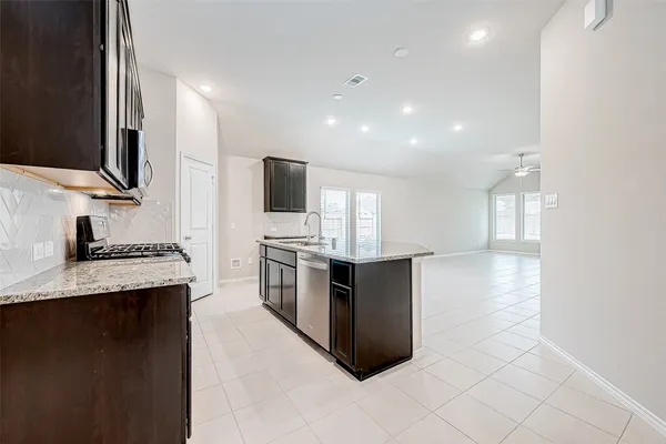 $2,500 | 31801 Pecan Cottage Lane, Spring, TX 77386