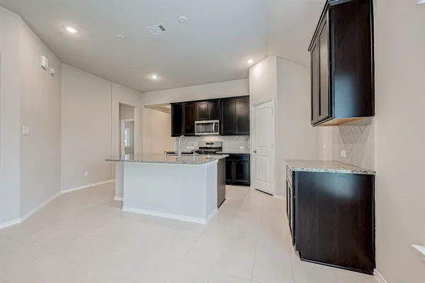 $2,500 | 31801 Pecan Cottage Lane, Spring, TX 77386