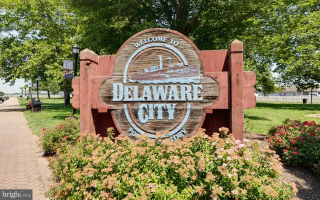 $315,000 | 311 Bayard Street, Delaware City, DE 19706