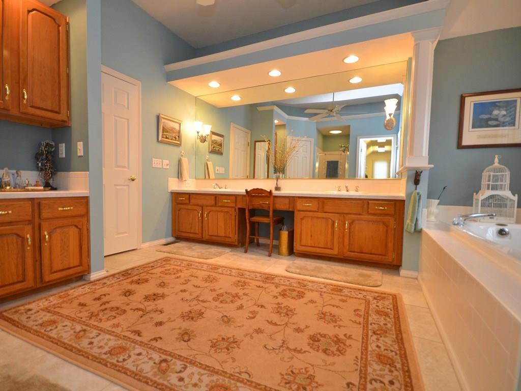 6938 Riverside Way Fishers, IN 46038 - Photo 15 of 24 Gallery Image 15